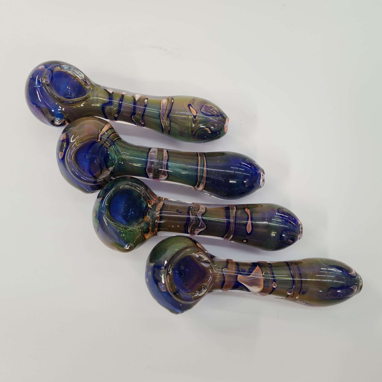 Glass pipe with Golden Flacks